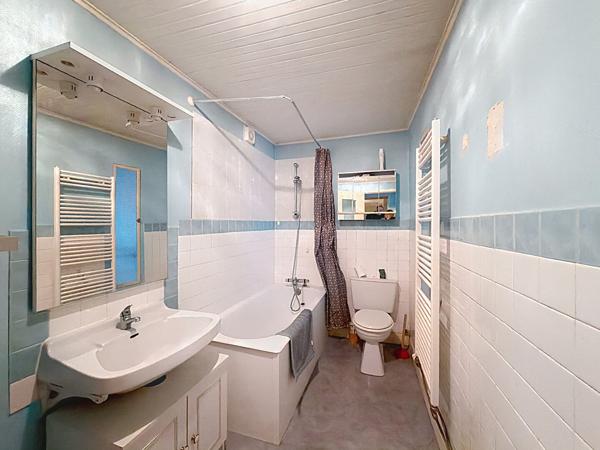 Maison 110 m², 3 chambres avec garage et terrain - Bourbonne-les-Bains