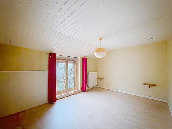 Maison 110 m², 3 chambres avec garage et terrain - Bourbonne-les-Bains