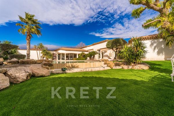 Mas d’architecte avec piscine à débordement aux portes de Béziers