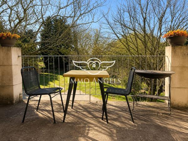 Ensemble immobilier de caractère avec piscine couverte et fort potentiel d'accueil touristique