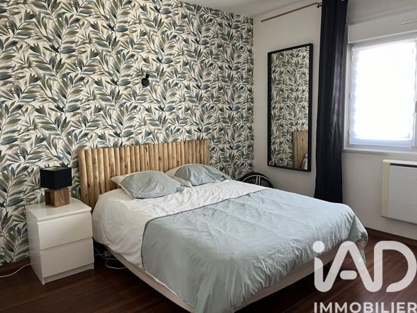 Maison à vendre 7 pièces 206 m² Saint-Romain-de-Benet