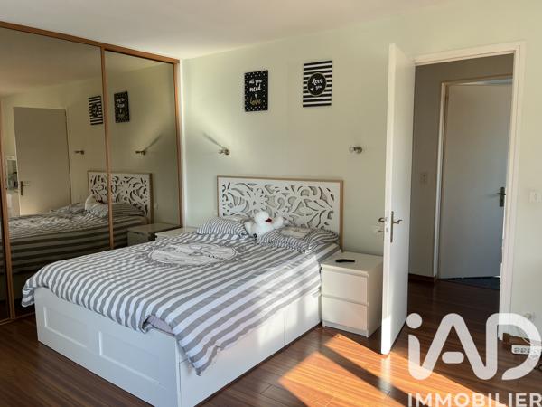 Maison à vendre 7 pièces 206 m² Saint-Romain-de-Benet