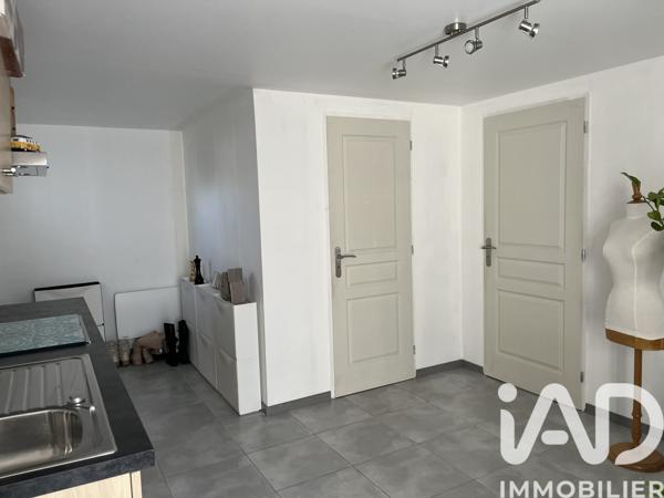 Maison à vendre 7 pièces 206 m² Saint-Romain-de-Benet