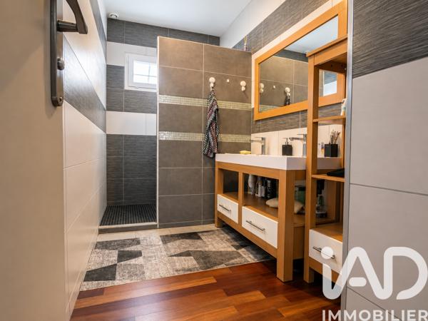 Maison à vendre 4 pièces 152 m² Sainte-Eulalie