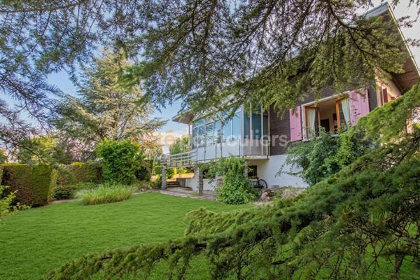 Vente
                Maison105 m² - 4 Pièces -
                    SAINT CERGUES (74140)