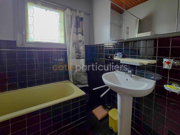 Vente
                Maison105 m² - 4 Pièces -
                    SAINT CERGUES (74140)
