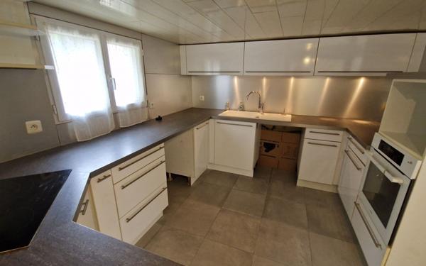 Maison à vendre    6 pièces •  Mouroux