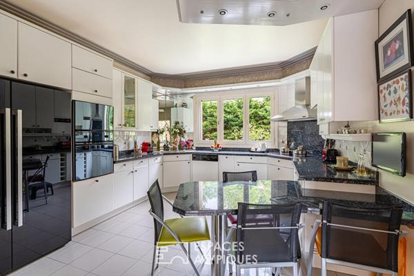 Maison contemporaine avec piscine au coeur de la vallée de Chevreuse