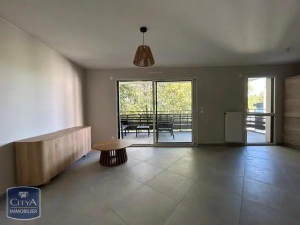 Appartement à louer 2 pièces 42.99m² Charbonnières-les-Bains (69260)