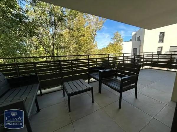 Appartement à louer 2 pièces 42.99m² Charbonnières-les-Bains (69260)