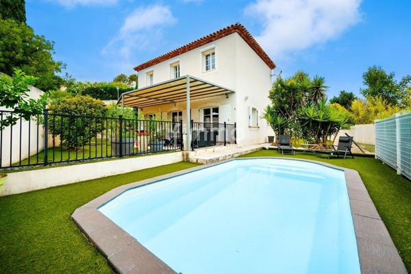 Marseille 11ème Les Accates / Maison / Jardin / Piscine / Garage