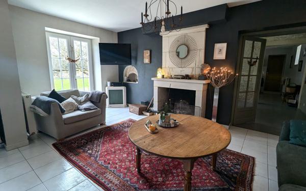 Maison à vendre    6 pièces • 243 m2 Magny-la-Campagne