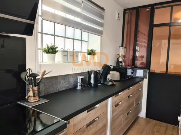 RDC avec jardin- Calme - Entièrement Meublé - 2 Places de Parking