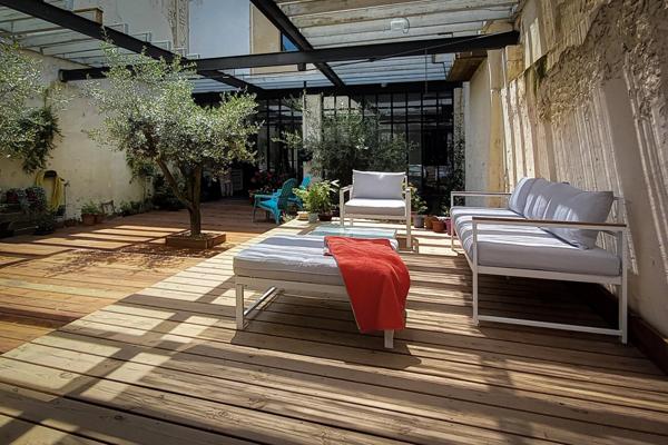 Maison de caractère rénovée avec style, aux beaux volumes, au cœur de la bastide, avec cour intérieure et piscine chauffée sans vis-à-vis