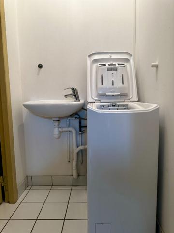 NANCY - Studio 37,40 m² Carrez / 48,60 m² au sol - Vendu meublé