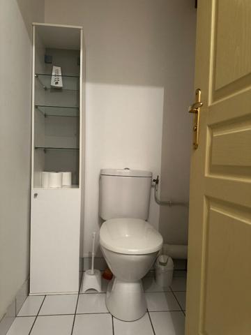 NANCY - Studio 37,40 m² Carrez / 48,60 m² au sol - Vendu meublé