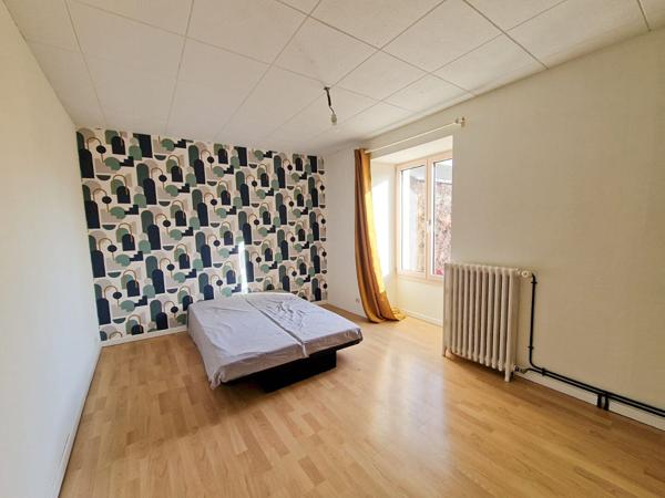 Maison Le Puy Notre Dame 5 pièce(s) 132 m2