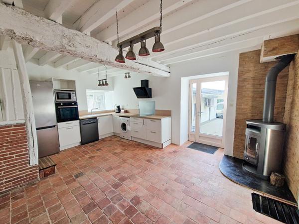 Maison Le Puy Notre Dame 5 pièce(s) 132 m2