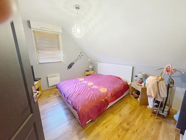 Maison contemporaine située à Beaufort-en-Vallée, 113m², vie de plain pied