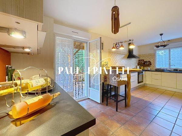 Maison 5 pièces avec sous-sol et double garage