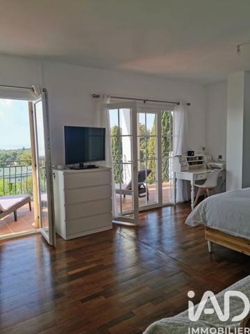 Maison à vendre 6 pièces 145 m² Bandol