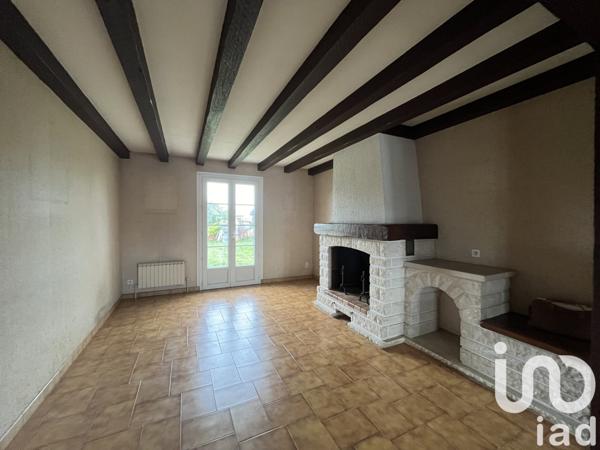 Maison à vendre 3 pièces 90 m² Terres-de-Haute-Charente