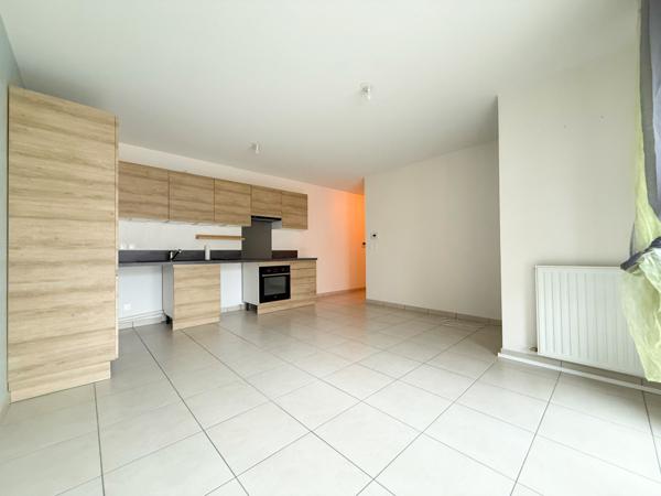 Rillieux-la-Pape (69140) RILLIEUX Village - Appartement T3 de 54 m²