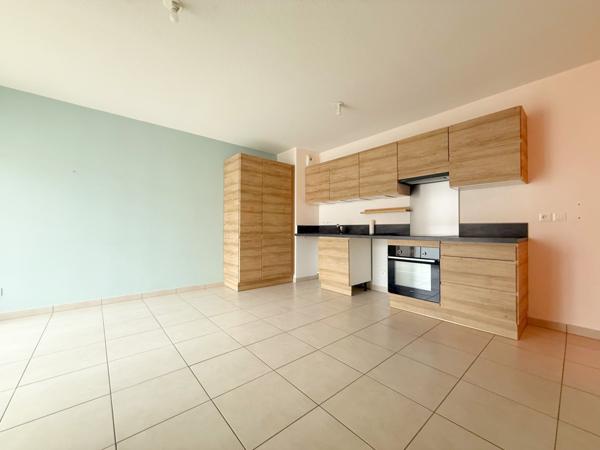 Rillieux-la-Pape (69140) RILLIEUX Village - Appartement T3 de 54 m²