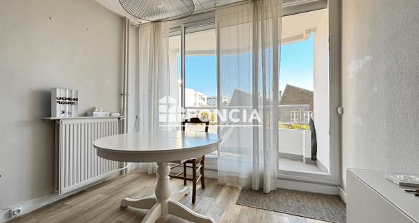 À vendre Studio 26 m² - Paris 75018