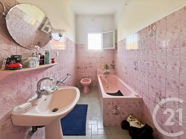 Appartement T3 à vendre  3 pièces - 100 m2 BANDOL - 83