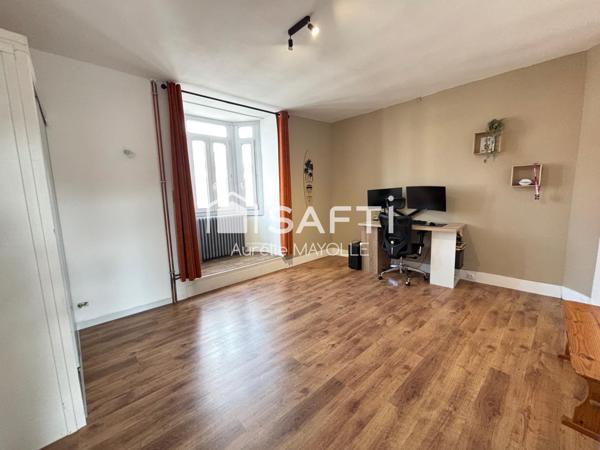 Maison de ville 1930, 4 chambres, jardin, garage