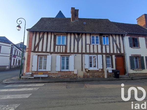 Maison de village 5 pièces de 114 m² à Mesnils-sur-Iton (27240)
