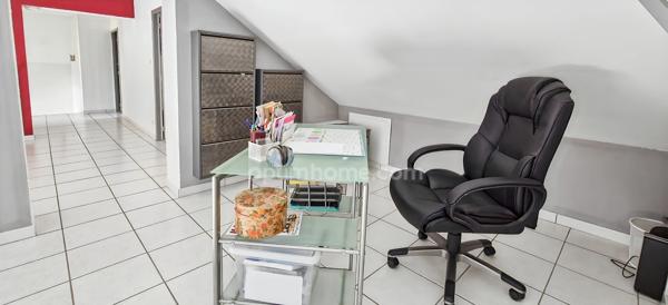 25400 AUDINCOURT - MAISON MODERNE - 6 PIECES - 4 CHAMBRES - PISCINE - 20 MIN SUISSE - IMPASSE