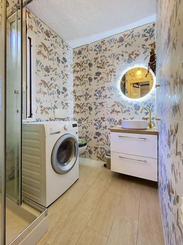 Vente                                                      Appartement
                        
                     1 pièces                      18 m2                     à Lumio