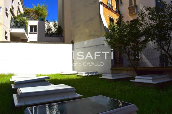 APPARTEMENT FAMILIAL TRAVERSANT AU CALME AVEC EXTÉRIEUR