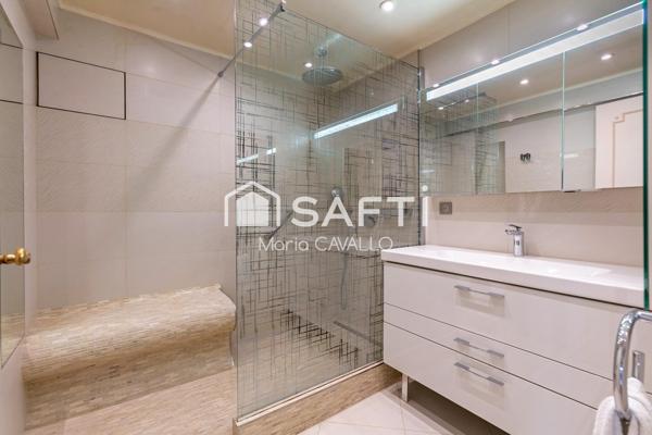 APPARTEMENT FAMILIAL TRAVERSANT AU CALME AVEC EXTÉRIEUR