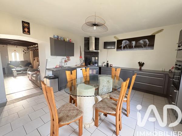 Maison à vendre 7 pièces 193 m² Bellevigne-les-Châteaux