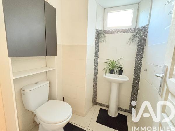Maison à vendre 7 pièces 193 m² Bellevigne-les-Châteaux