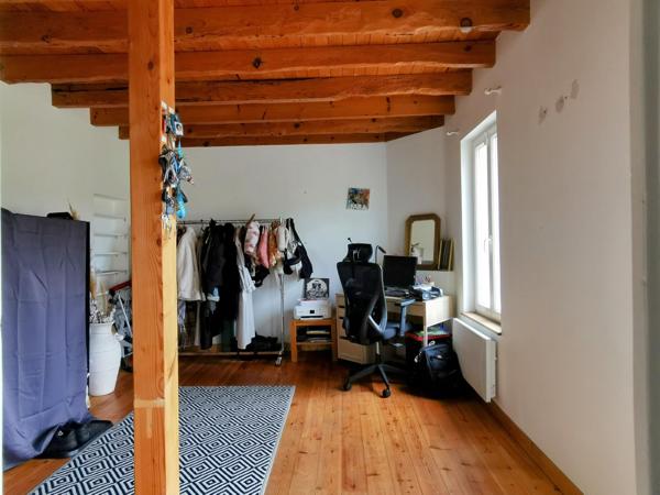 Belle girondine en pierre rénovée sur terrain de 1800m²
