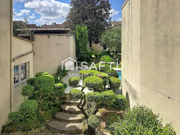 Maison de maître en pierre avec piscine