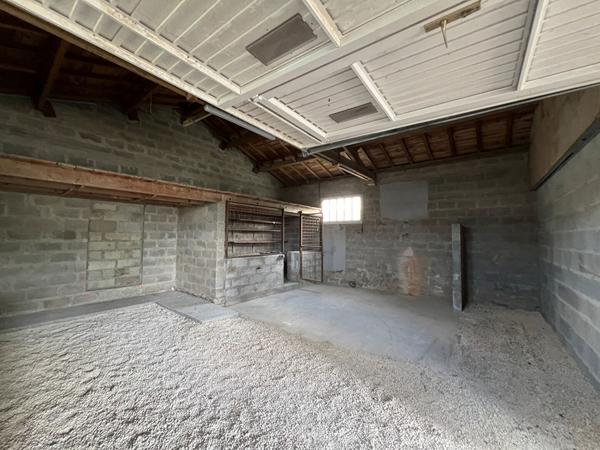 Entrepôt / local industriel Etaules 114 m2 | LA TREMBLADE IMMO
