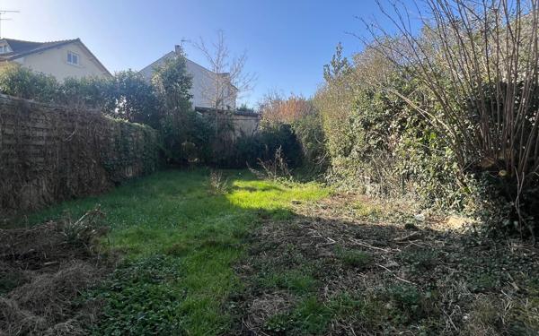 Appartement à louer    1 pièce •  Antony