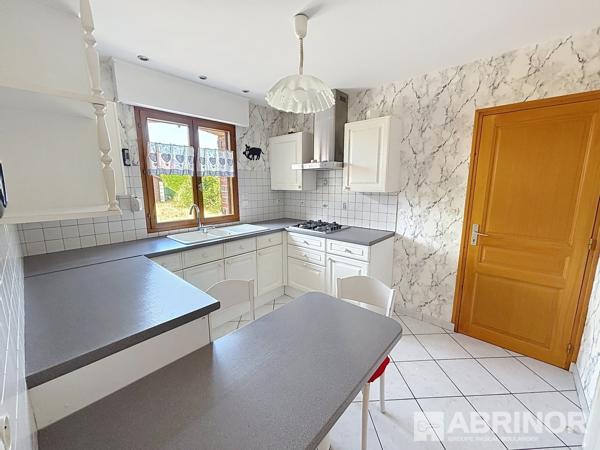 Maison individuelle en briques bâtie sur 697 m² ANNOEULLIN