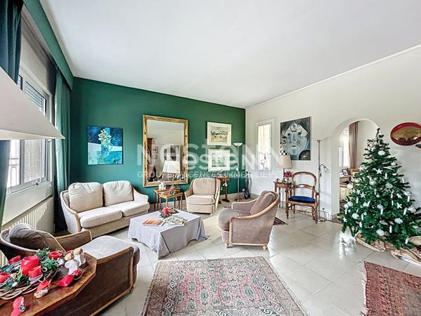 Maison familiale centre-ville de Dreux , 8 pièces 198 m2, garage, jardin