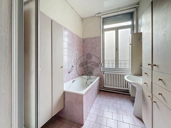 Vente Maison de ville 8 pièces 220 m2 à Saint-Quentin