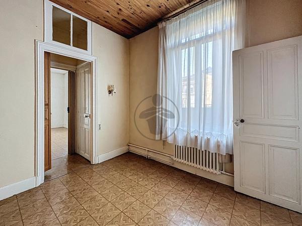 Vente Maison de ville 8 pièces 220 m2 à Saint-Quentin