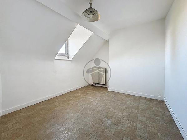 Vente Maison de ville 8 pièces 220 m2 à Saint-Quentin