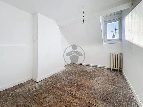 Vente Maison de ville 8 pièces 220 m2 à Saint-Quentin