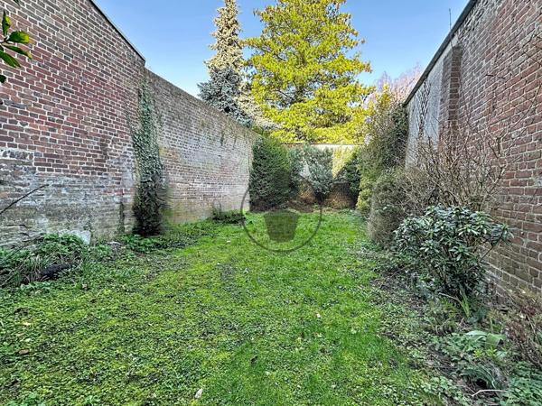 Vente Maison de ville 8 pièces 220 m2 à Saint-Quentin