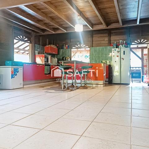 Villa de 6 pièces sur parcelle de plus de 4000 m²
